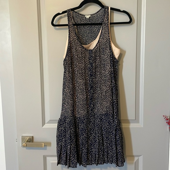 Cute see through dress - Picture 1 of 5